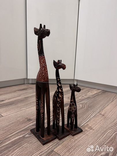 Семья жирафов статуэтки