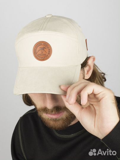 Бейсболка, кепка белая. Финляндия