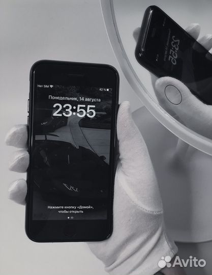 iPhone 8