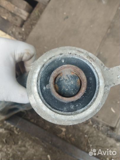 Передний правый рычаг Мазда 6 gh