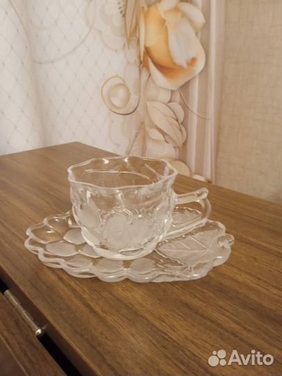 Soga Japan, Стеклянная кофейная чашка и блюдце