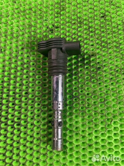 Катушка зажигания Volkswagen Passat B5