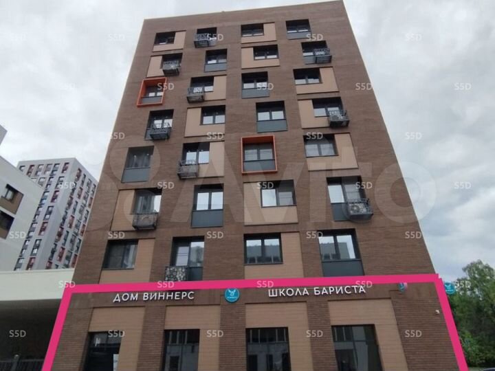 Сдам торговое помещение, 272 м²