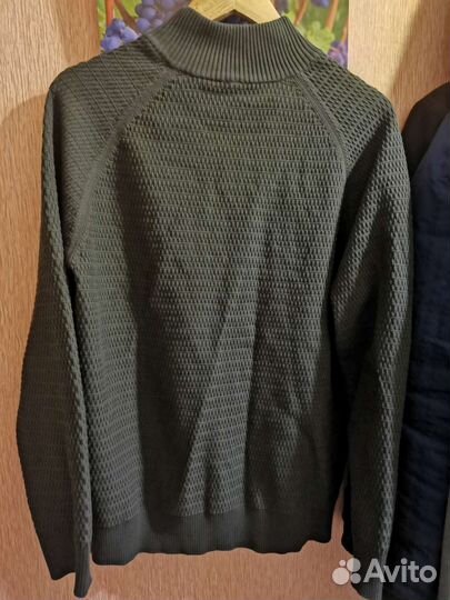 Кофта на пуговицах