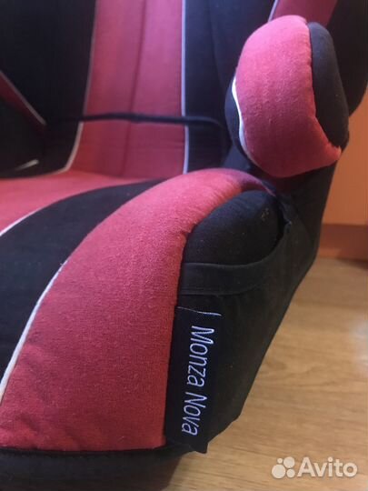 Автомобильное кресло Recaro от года