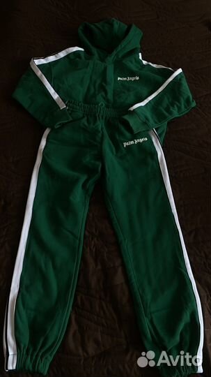 Спортивный костюм женский