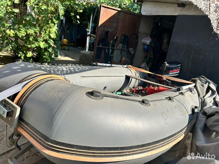 Моторная лодка