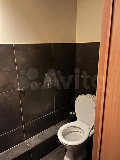 Сдам торговое помещение, 174.8 м²
