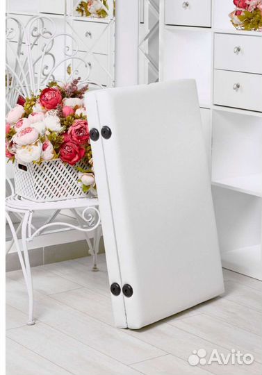 Кушетка косметологическая