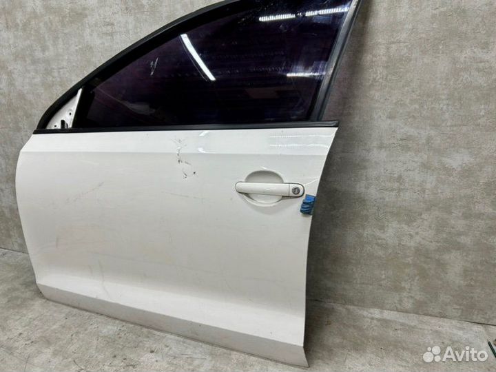 Дверь передняя левая Volkswagen Jetta 6