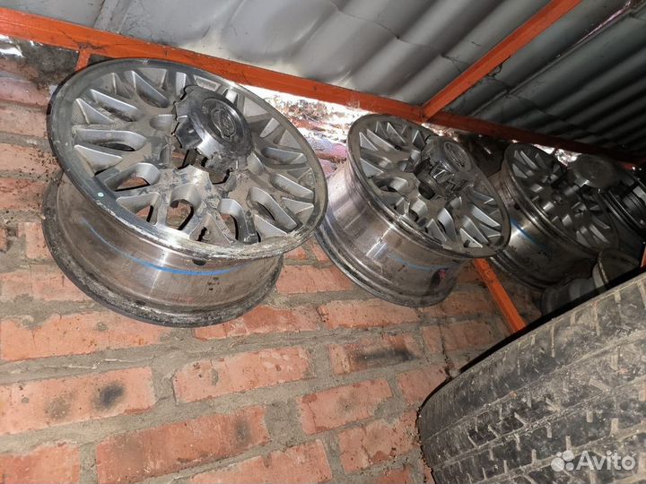 Диски для Ниссан Патфайндер 97-99гг