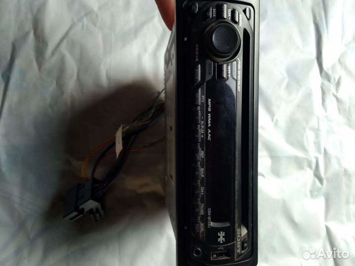 Автомагнитола sony сdx-GT-33U