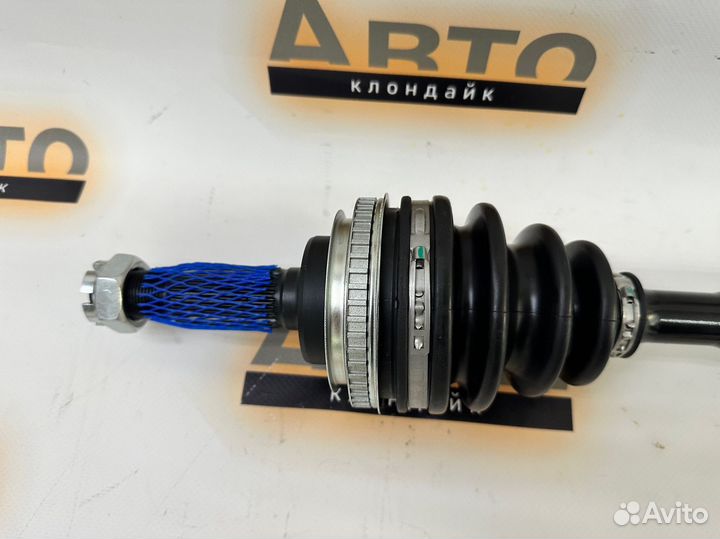 Привод передний L Новый ST195 ST215 SV35