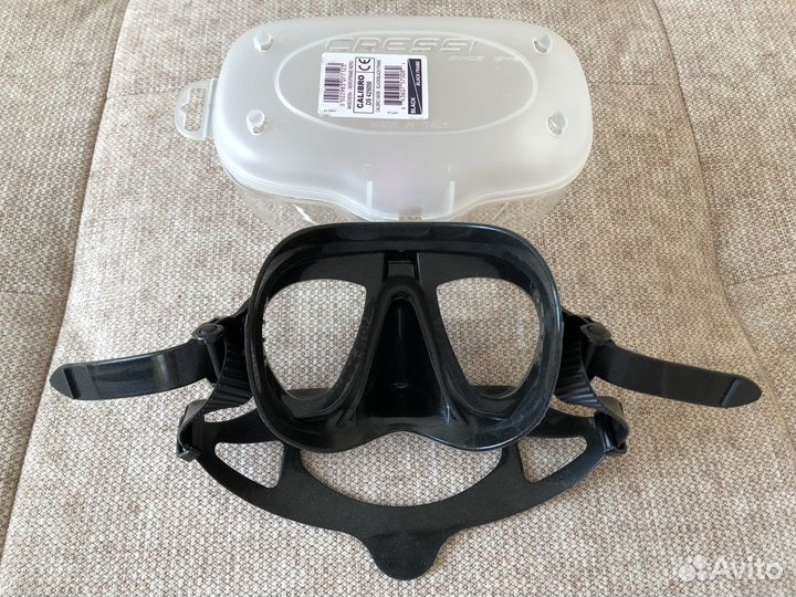 Маска Cressi calibro black малообъемная (ds425050)