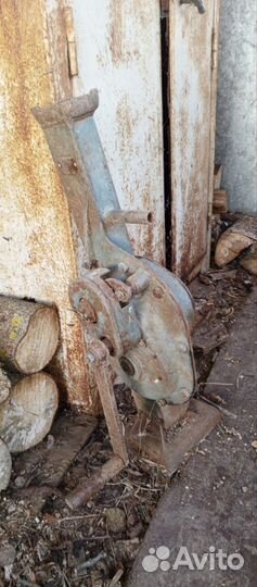 Домкрат железнодорожный СССР