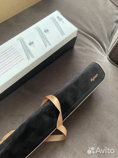 Выпрямитель для волос новыйDyson