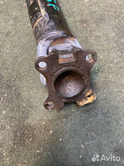 Карданный вал передний Toyota Hilux Surf 185 (1KZ)