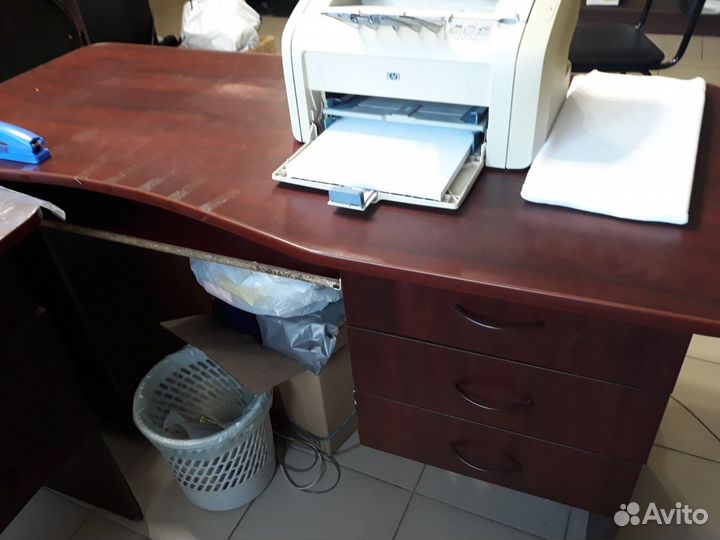 Продам стол компьютерный