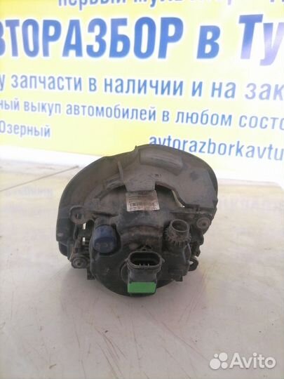 Фара противотуманная правая Renault Logan