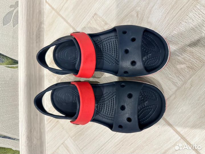 Сандалии crocs детские