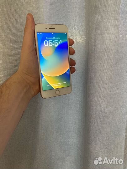 iPhone 8 Plus, 64 ГБ