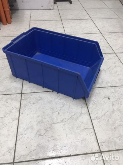 Пластиковые ящики для метизов бу