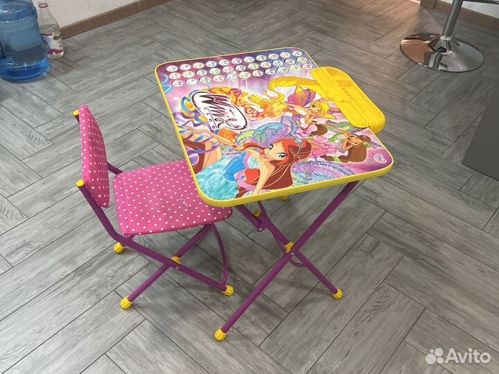 Стол и стульчик