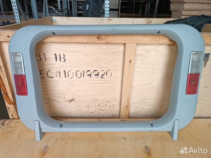 Накладка люка внутренняя Man Tgx