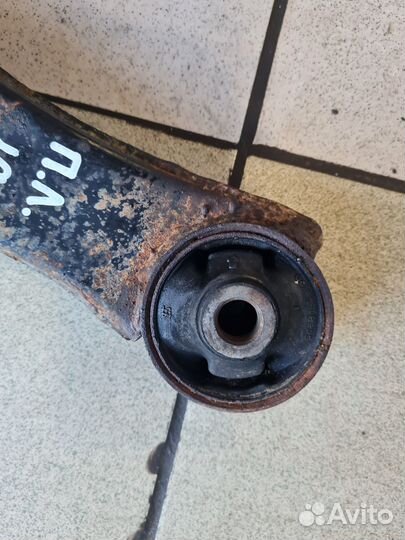 Рычаг подвески передний Kia Magentis 2001г