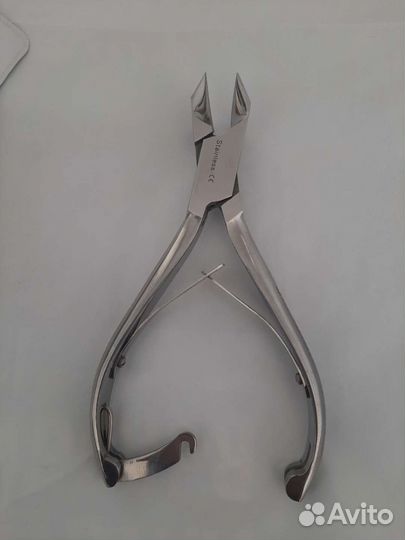 Щипцы для маникюра