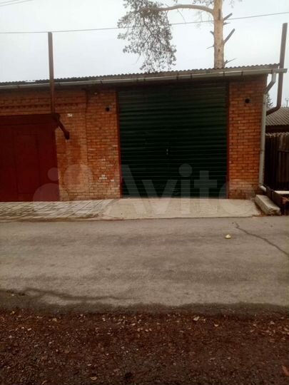 Гараж, > 30 м²