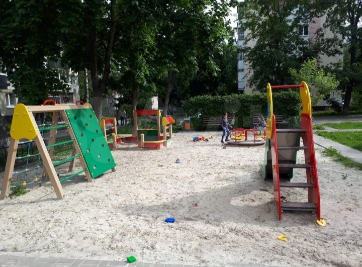 Комната 17 м² в 2-к., 1/5 эт.