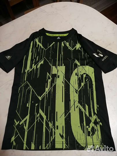 Футбольный костюм Мэсси р-р 140