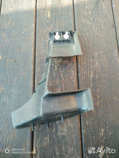 Накладка двери багажника R-L Фольксваген Туарег