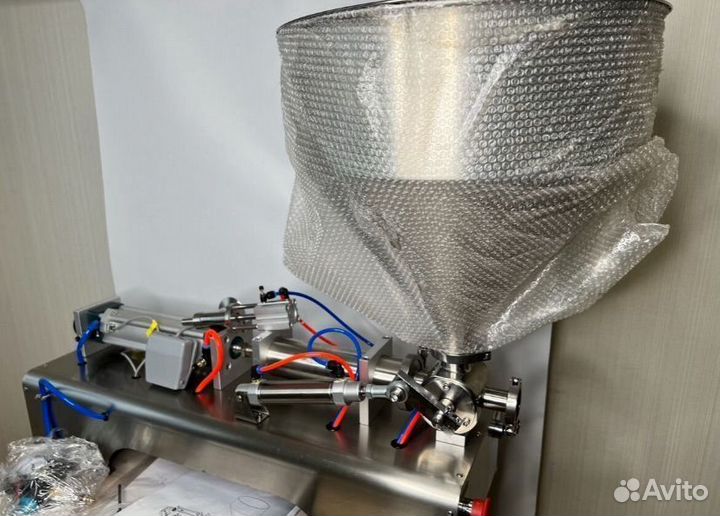 Дозатор для жидких и гелеобразных веществ