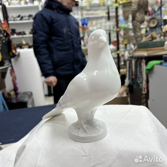 Статуэтка Фарфоровая Голубь СССР (сзр)