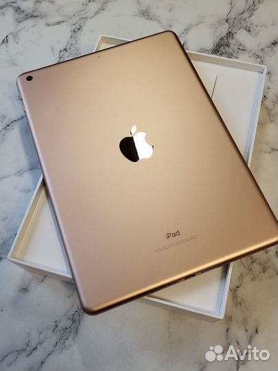 Apple iPad 6 (2018) Wi-Fi 32gb Золотой