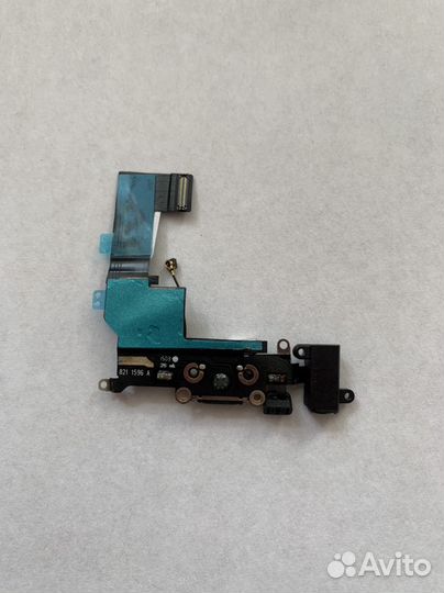 Шлейф зарядки iPhone 5s