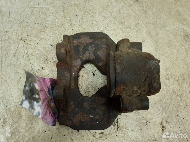 Суппорт тормозной передний правый Volkswagen