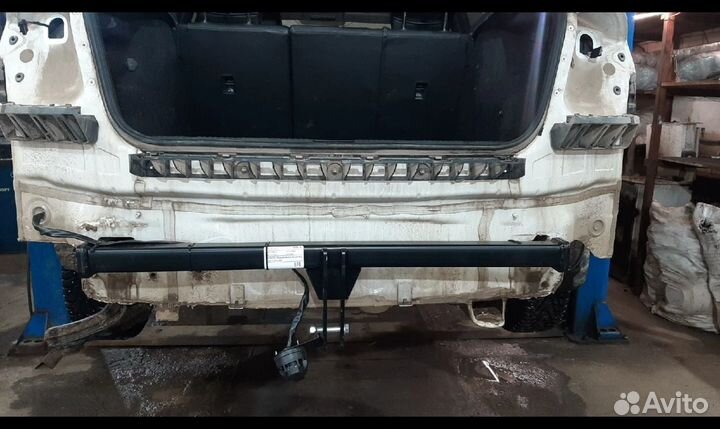 Фаркоп на Skoda Rapid