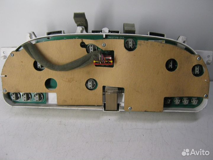 Щиток приборов 04685512Y Крайслер Вояджер 1996г