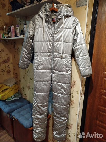 Зимний комбинезон для девочки