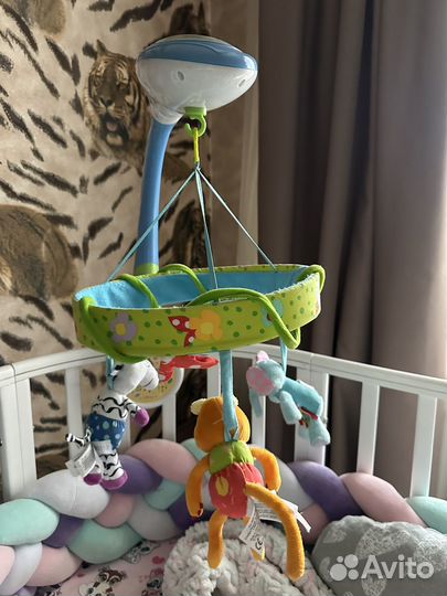 Мобиль на кроватку chicco