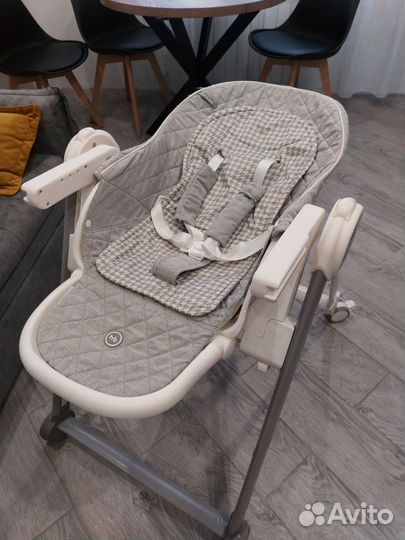 Детский стульчик для кормления happy baby