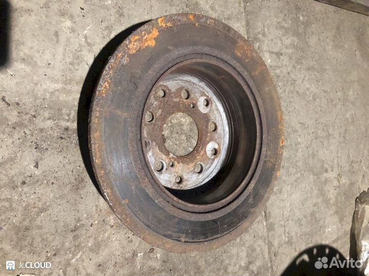 Тормозной диск на toyota mark II JZX115 1JZ