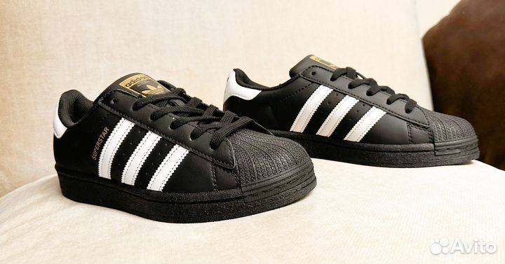 Adidas superstar