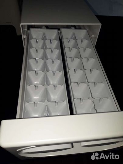 Емкость для льда