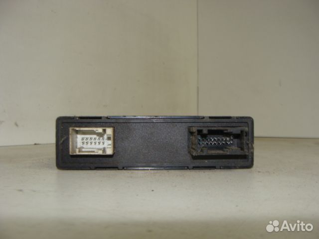 Блок управления парковки 13181070 Опель Астра