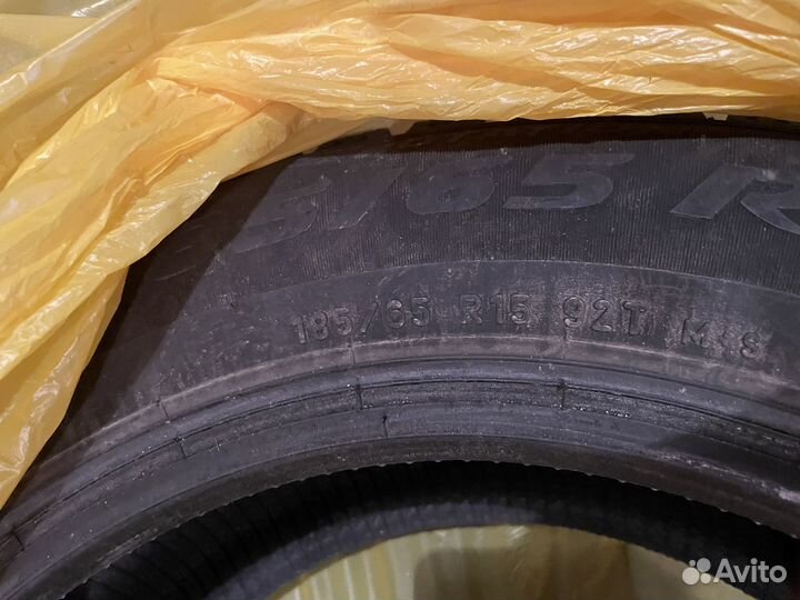 Pirelli Ice Zero 185/65 R15