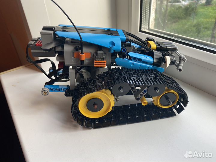 Лего Technic 42095